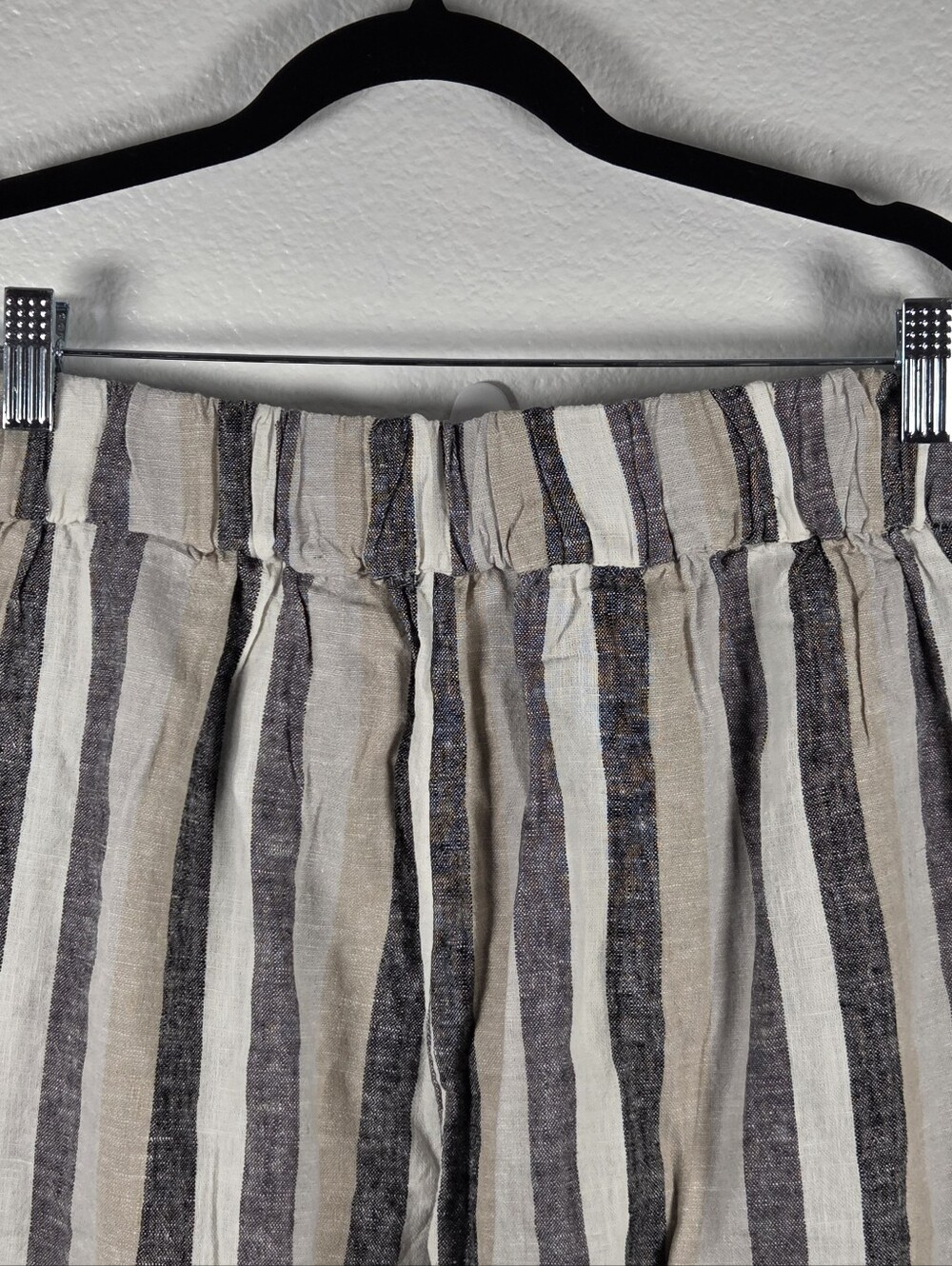 naturals d&co. Women's Size Small Striped Linen Blend Shorts—Beige, Black, Cream - Picture 6 of 9